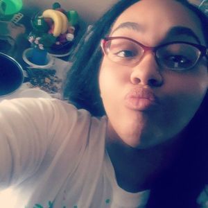 Meet your Posher, Deondra